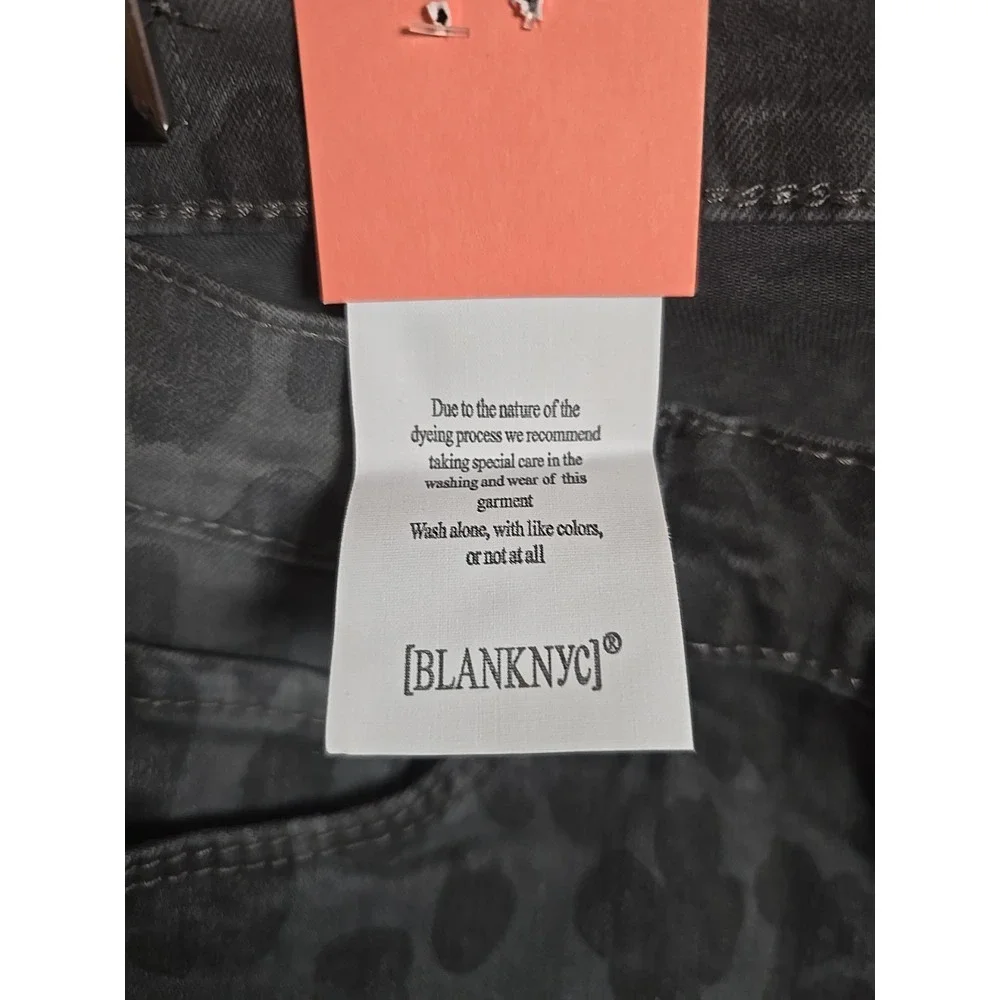 Blank NYC size item